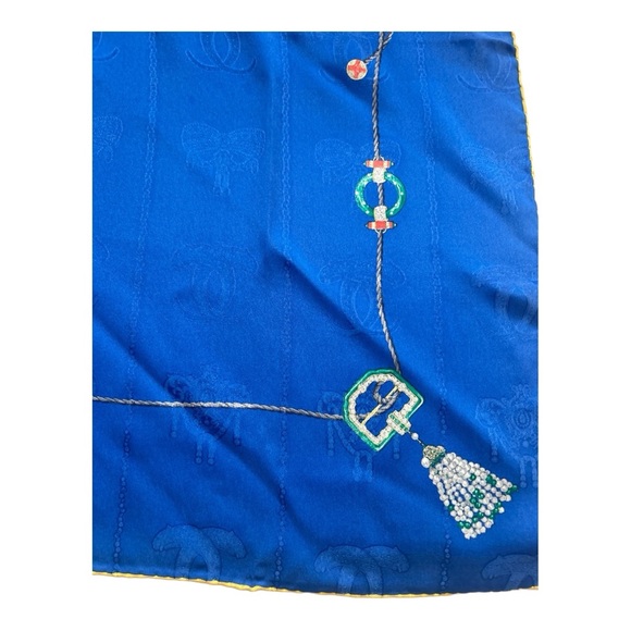 Cartier Scarf - Picture 6 of 14